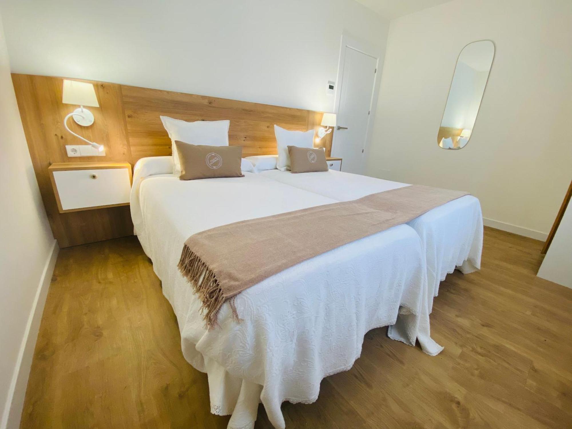 Apartamentos Palacio Alemar Loredo Buitenkant foto